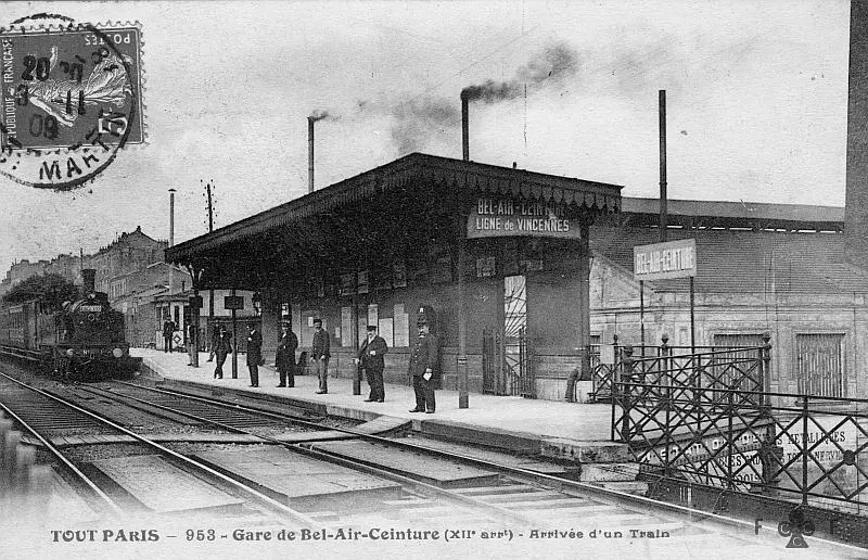 Vue des quais de la station Bel-Air-Ceinture